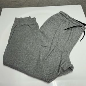 Men’s joggers size large